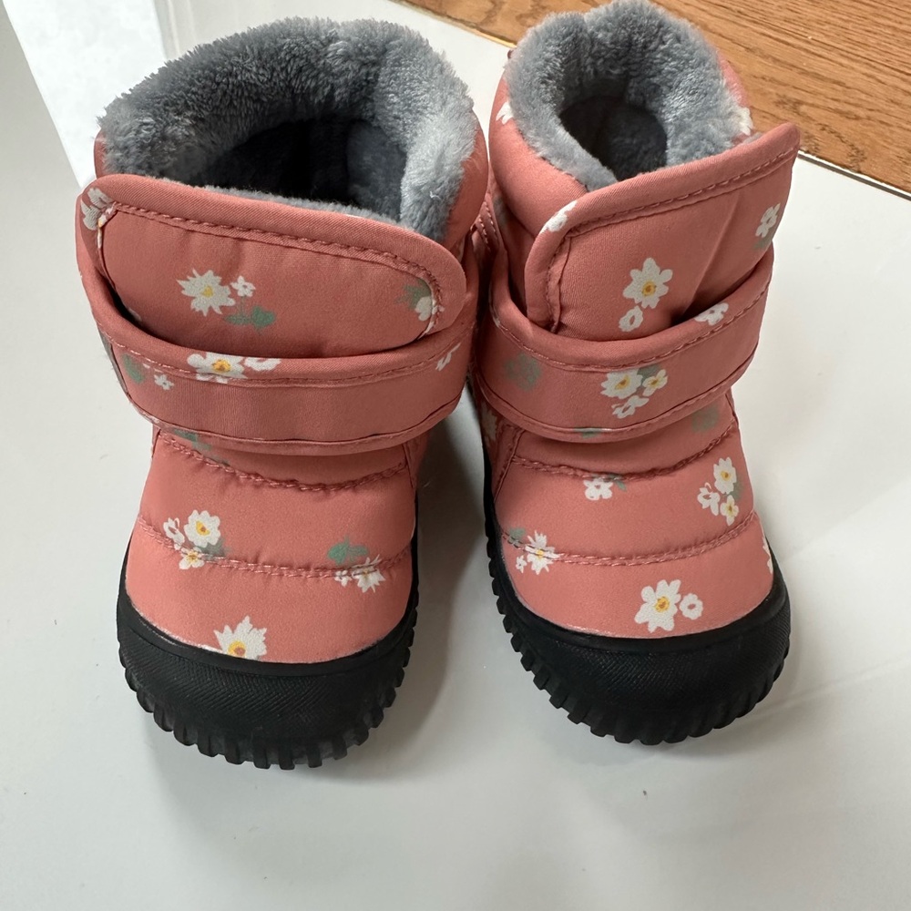 Jan & Jul size 5 Toddler Floral Winter Boots - Pink